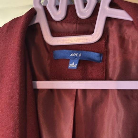 Women's Burgundy Blazer - Picture 3 of 5